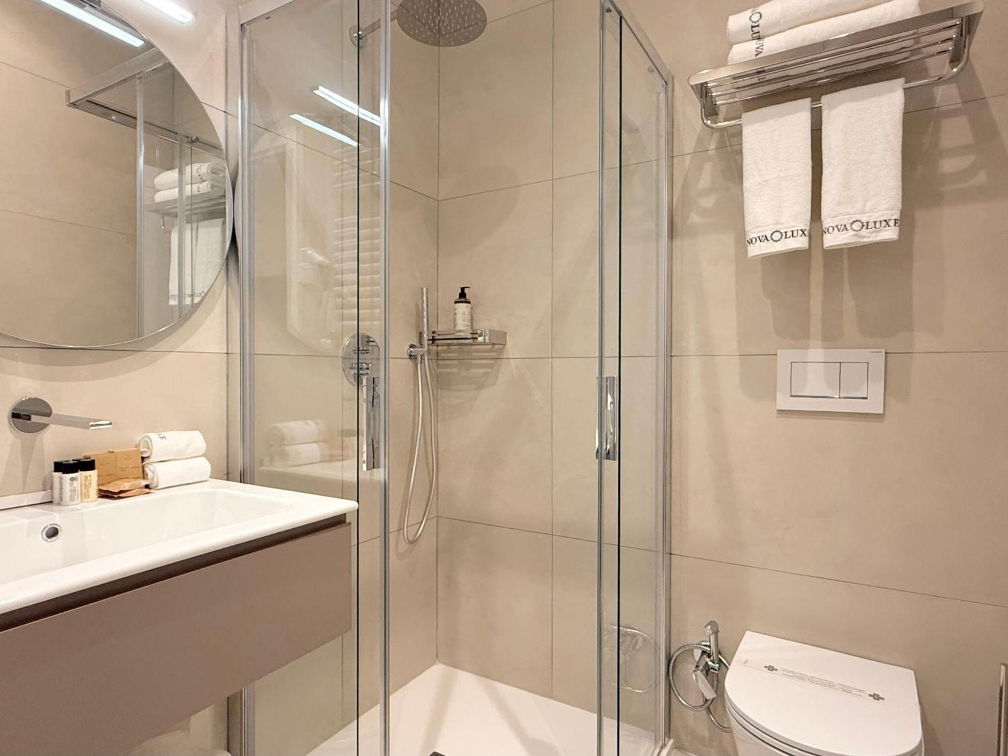 Nova Luxe Hotell Rom Exteriör bild